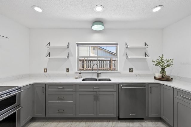 8877 BUTTERNUT BOULEVARD, Orlando, FL 32817