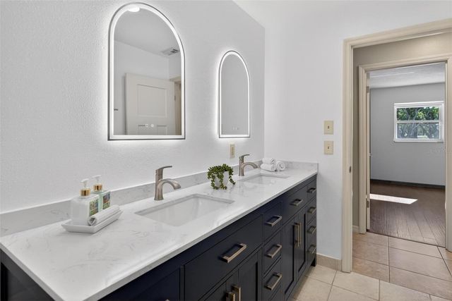 8877 BUTTERNUT BOULEVARD, Orlando, FL 32817