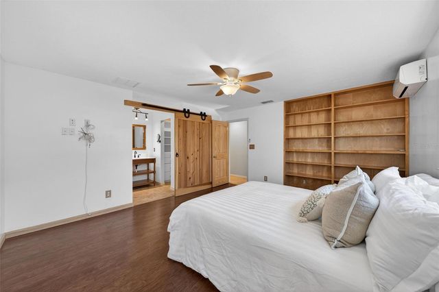 8877 BUTTERNUT BOULEVARD, Orlando, FL 32817