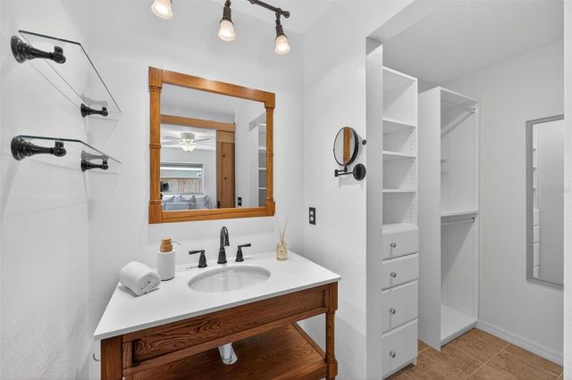 8877 BUTTERNUT BOULEVARD, Orlando, FL 32817