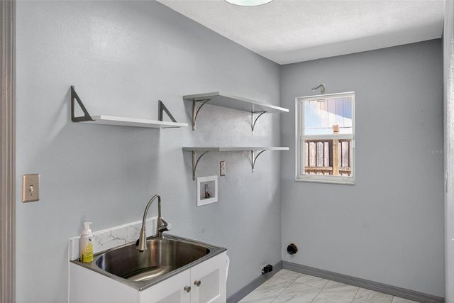 8877 BUTTERNUT BOULEVARD, Orlando, FL 32817