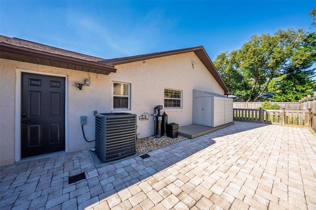 8877 BUTTERNUT BOULEVARD, Orlando, FL 32817