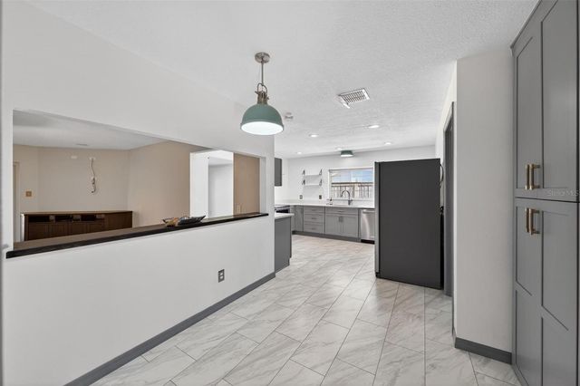 8877 BUTTERNUT BOULEVARD, Orlando, FL 32817