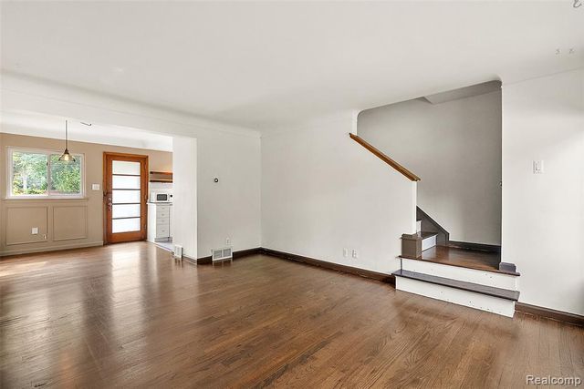 1940 Planavon Street, Ferndale, MI 48220