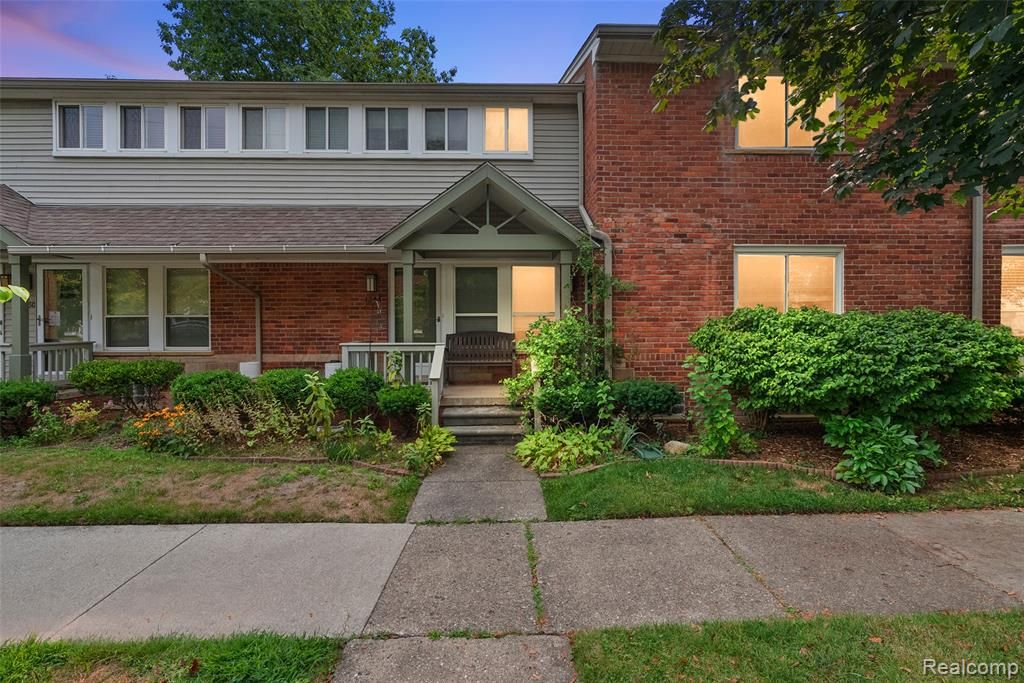 1940 Planavon Street, Ferndale, MI 48220