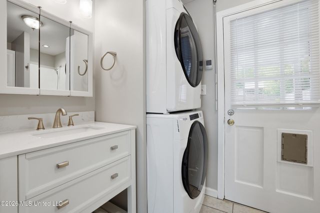1001 Wanda Place, Gulfport, MS 39501