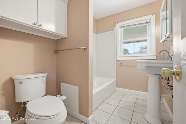 1001 Wanda Place, Gulfport, MS 39501