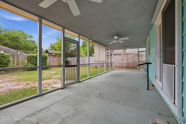 1001 Wanda Place, Gulfport, MS 39501