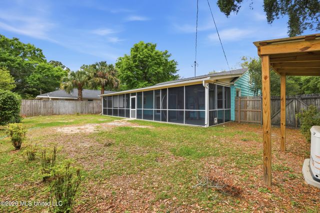 1001 Wanda Place, Gulfport, MS 39501
