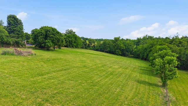 7300 Old Boonesboro Road, Winchester, KY 40391