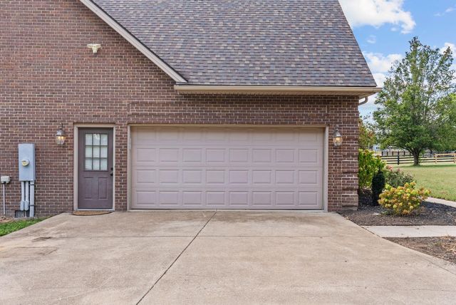 7300 Old Boonesboro Road, Winchester, KY 40391