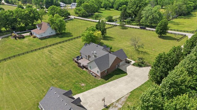 7300 Old Boonesboro Road, Winchester, KY 40391