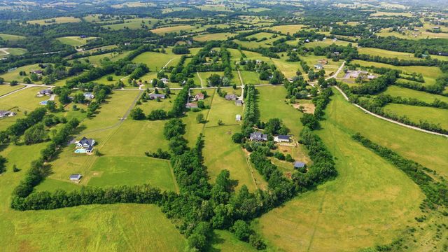 7300 Old Boonesboro Road, Winchester, KY 40391