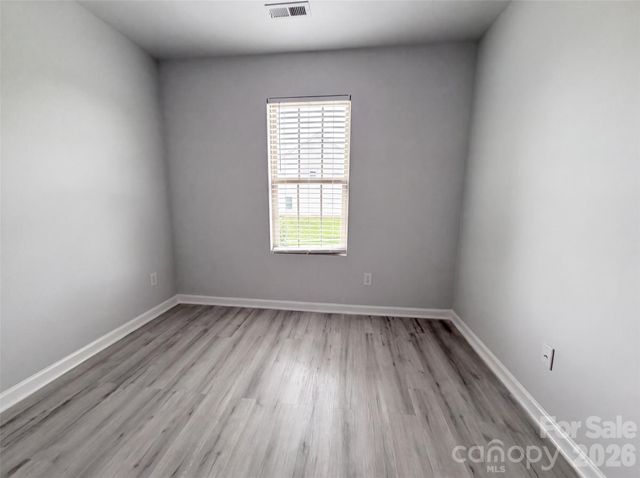 7329 Hidden Creek Drive, Charlotte, NC 28214