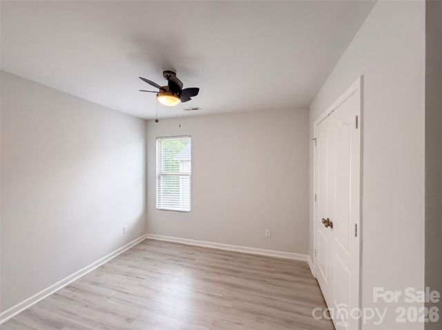 7329 Hidden Creek Drive, Charlotte, NC 28214