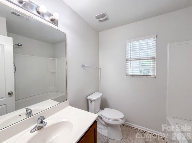 7329 Hidden Creek Drive, Charlotte, NC 28214