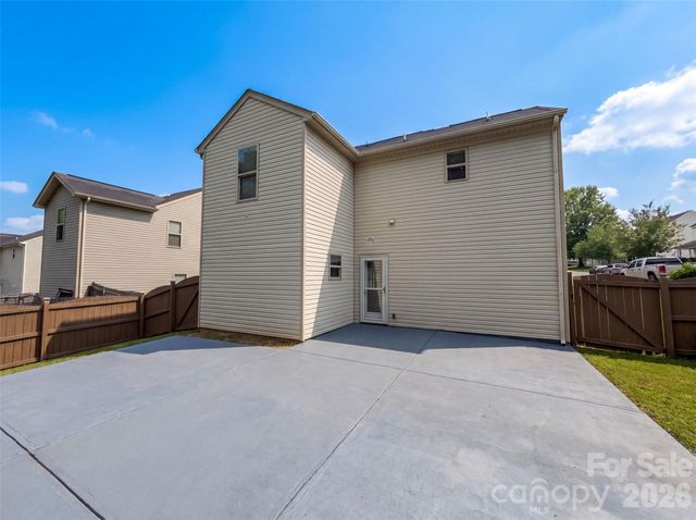 7329 Hidden Creek Drive, Charlotte, NC 28214