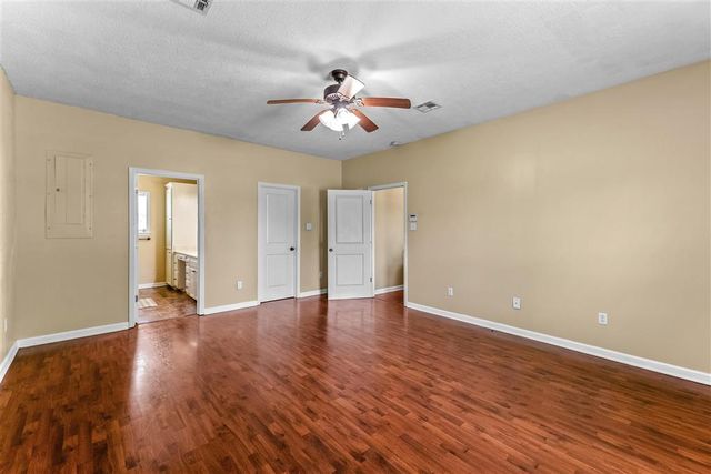 7792 Acadian Lane, Lake Charles, LA 70607