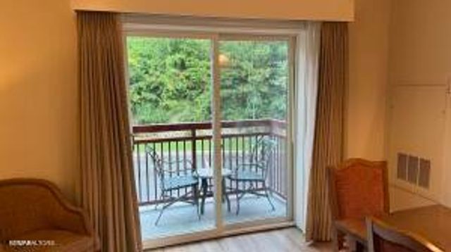 212 Dollywood Ln U 420, Pigeon Forge, TN 37863