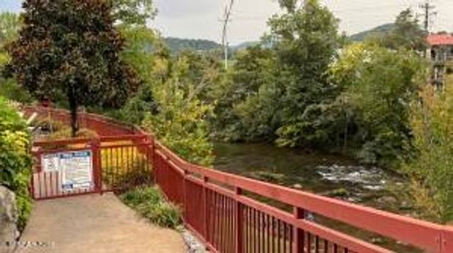 212 Dollywood Ln U 420, Pigeon Forge, TN 37863
