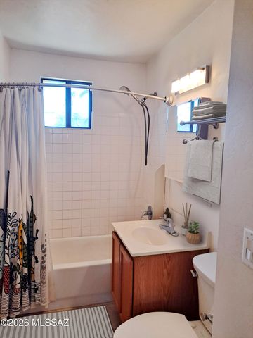 350 N Silverbell Rd Apt 40, Tucson, AZ 85745