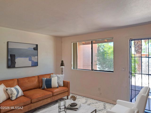 350 N Silverbell Rd Apt 40, Tucson, AZ 85745