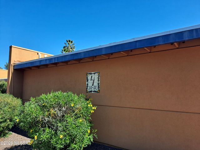 350 N Silverbell Rd Apt 40, Tucson, AZ 85745