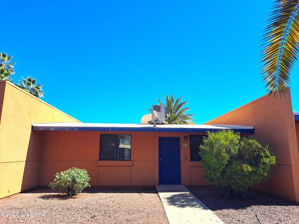 350 N Silverbell Rd Apt 40, Tucson, AZ 85745