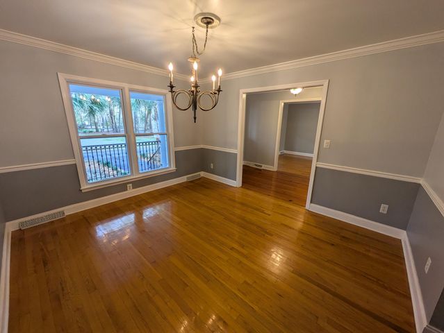 304 Woodland Drive, Summerville, SC 29485