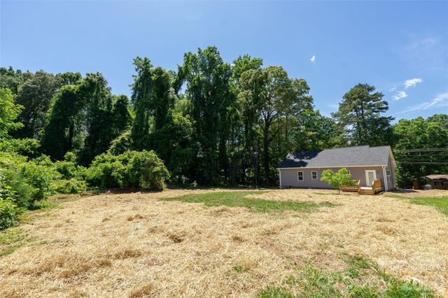 7426 Hambright Road, Huntersville, NC 28078