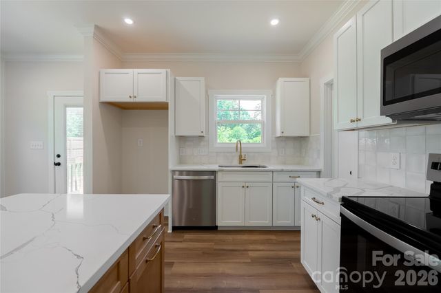 7426 Hambright Road, Huntersville, NC 28078