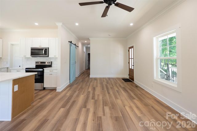 7426 Hambright Road, Huntersville, NC 28078