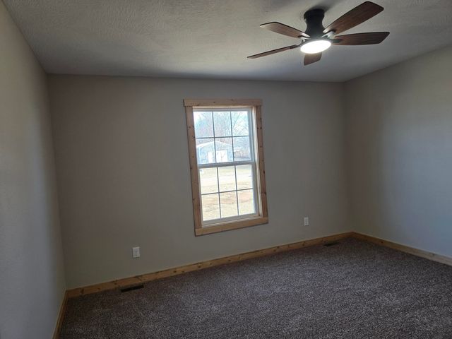 735 Boardwalk, Seymour, MO 65746