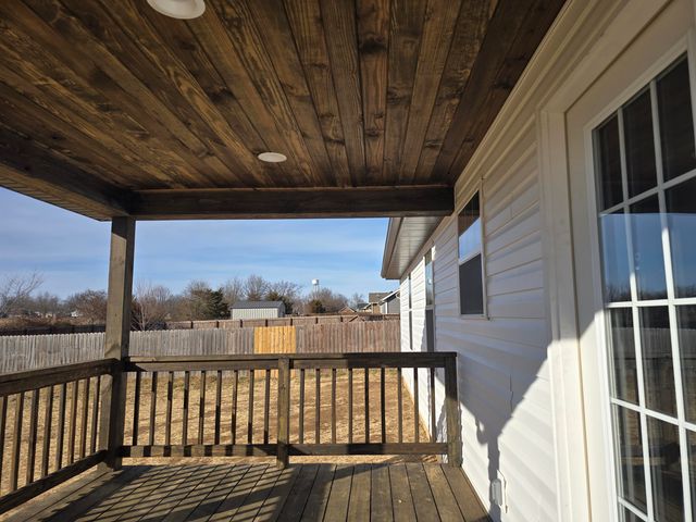 735 Boardwalk, Seymour, MO 65746