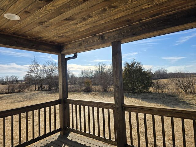 735 Boardwalk, Seymour, MO 65746