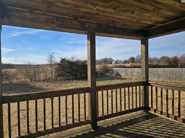 735 Boardwalk, Seymour, MO 65746