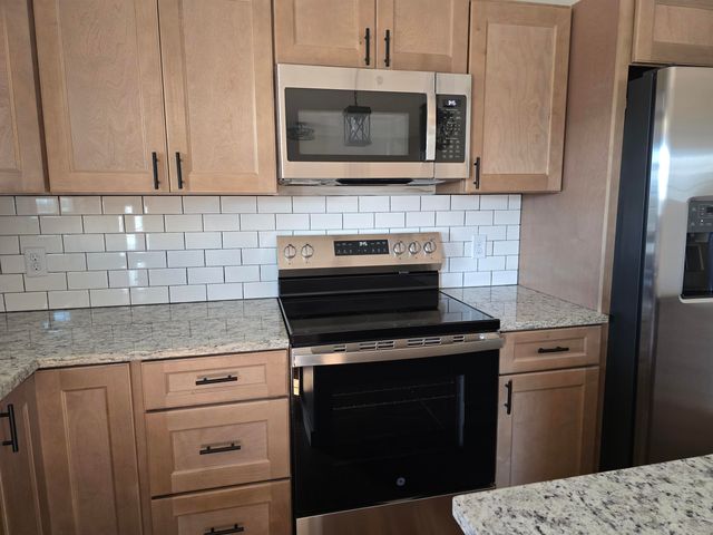 735 Boardwalk, Seymour, MO 65746