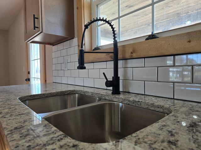 735 Boardwalk, Seymour, MO 65746