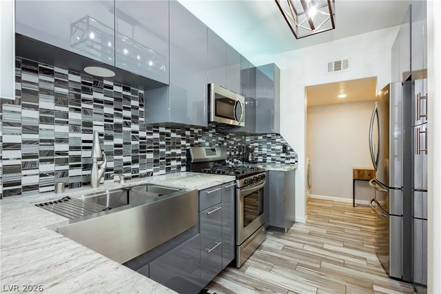 1635 Box Step Drive, Henderson, NV 89014