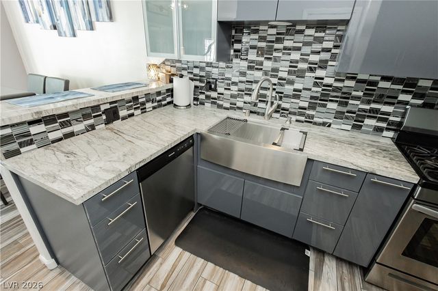 1635 Box Step Drive, Henderson, NV 89014