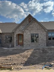 207 Edgewood Circle, Little Rock, AR 72223