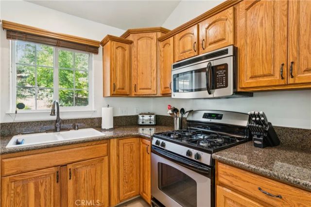 26510 Placer, Lake Arrowhead, CA 92352