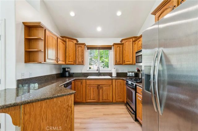 26510 Placer, Lake Arrowhead, CA 92352
