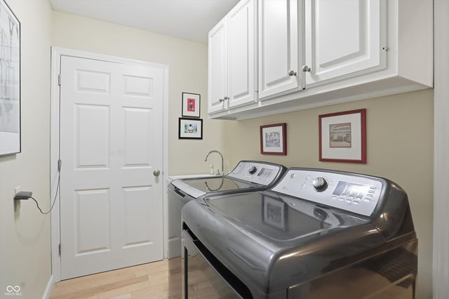 9334 W Point Place, Indianapolis, IN 46268