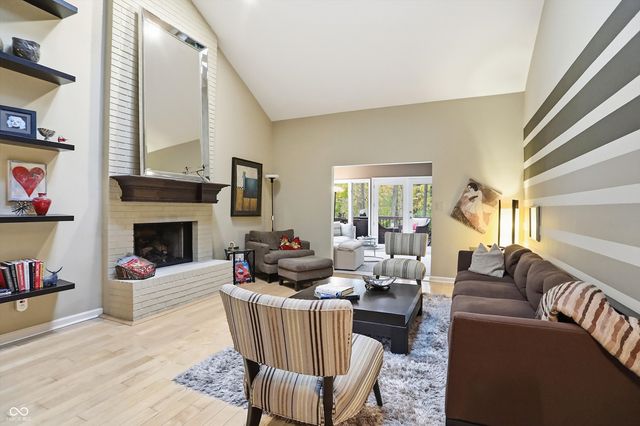 9334 W Point Place, Indianapolis, IN 46268