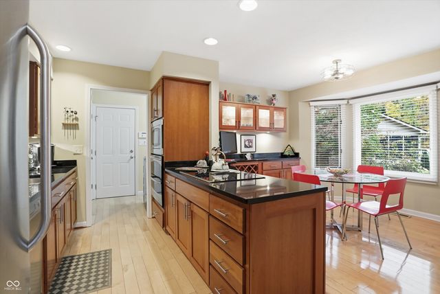 9334 W Point Place, Indianapolis, IN 46268