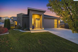 4939 Smitty Dr, Richland, WA 99352