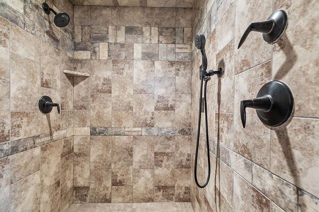 E9588 MULROY ROAD, New London, WI 54961