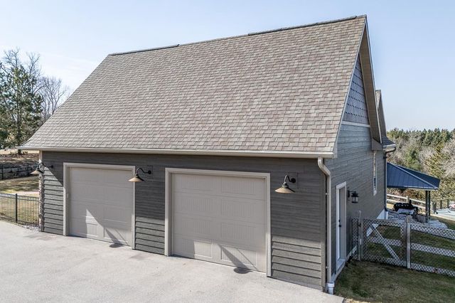 E9588 MULROY ROAD, New London, WI 54961