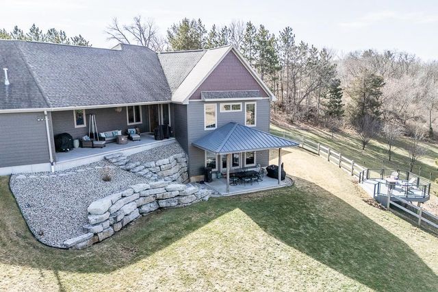 E9588 MULROY ROAD, New London, WI 54961